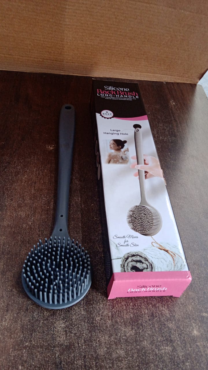 Extended handle of the silicone back scrubber brush