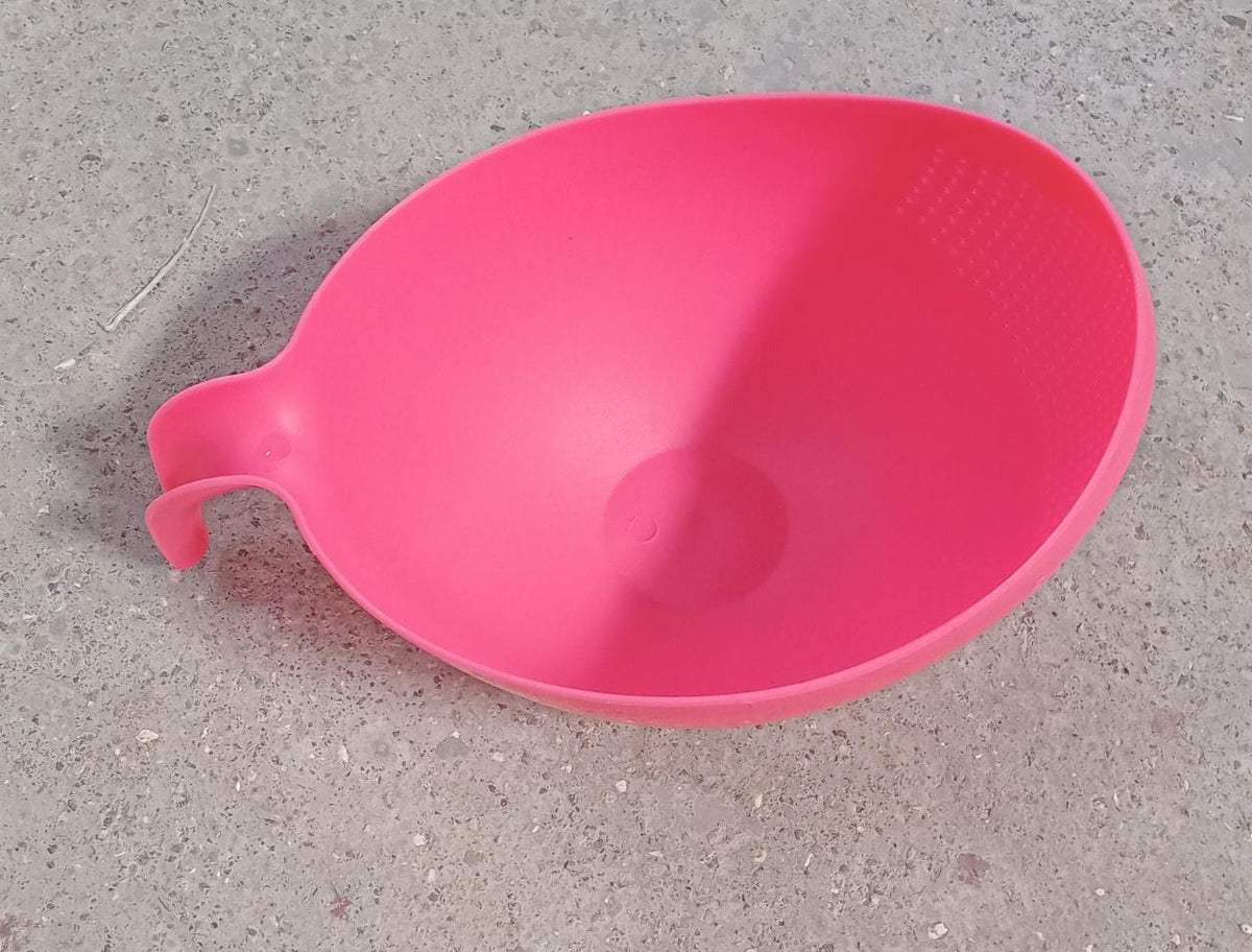 Rice washing bowl used for food preparation